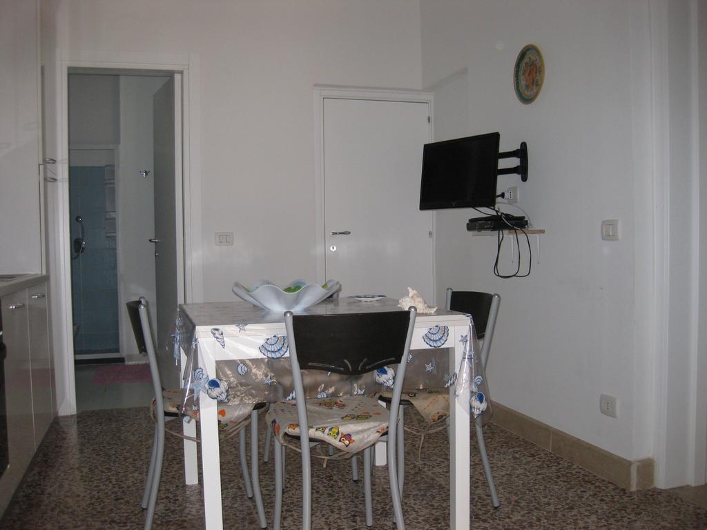 Casa Vacanze Le Rose Марина-ди-Рагуза Номер фото